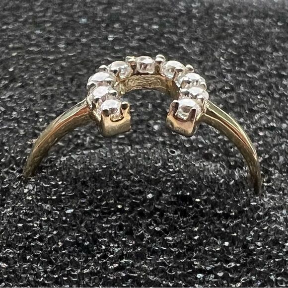 14k solid Gold Horseshoe Ring | herradura Ring | Valentine Ring | Birthday Gift - Picture 6 of 9